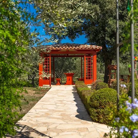 Holiday home Mit Privatpool Fuer 10 Personen Ca 300 Qm In Sisan, Istrien Suedkueste Von Istrien *